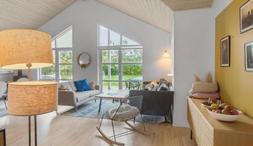 Three-Bedroom Holiday Home 