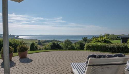 Four-Bedroom Holiday Home