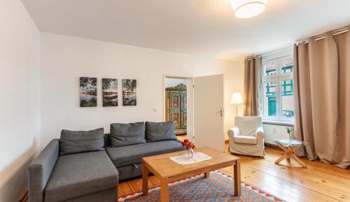 Superior One-Bedroom Apartment