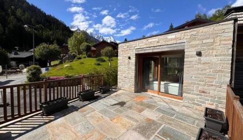 Superior Chalet