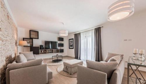 Four-Bedroom Holiday Home
