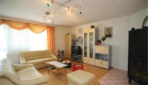 Seven-Bedroom Holiday Home