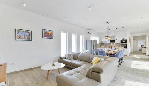 Four-Bedroom Holiday Home