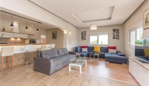 Six-Bedroom Holiday Home