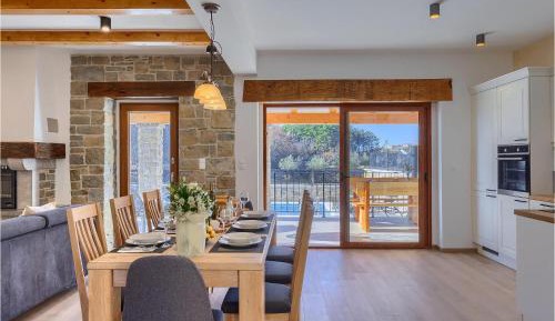 Three-Bedroom Holiday Home 