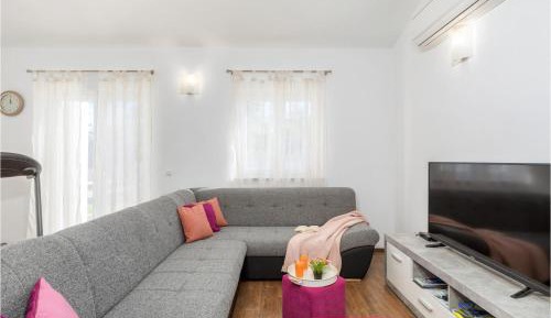 Four-Bedroom Holiday Home