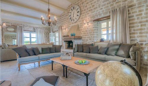 Four-Bedroom Holiday Home