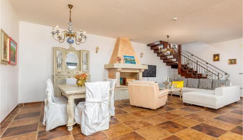 Four-Bedroom Holiday Home