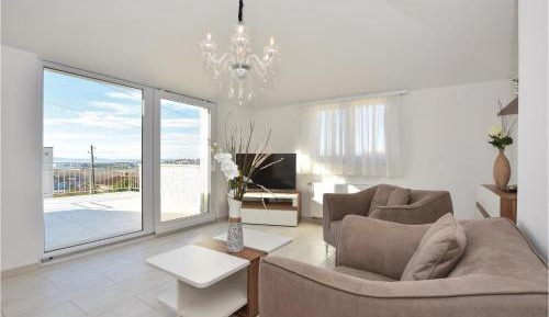 Four-Bedroom Holiday Home