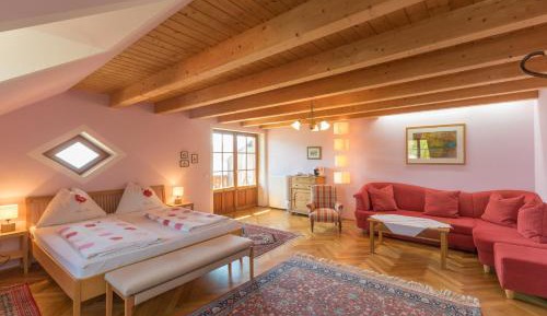 Junior Suite with Lake View