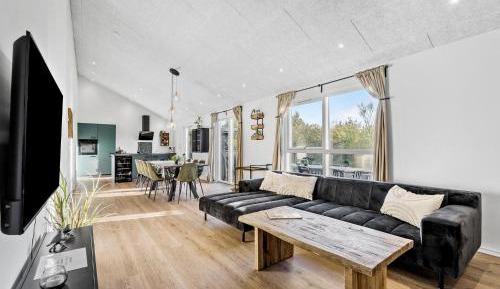 Four-Bedroom Holiday Home