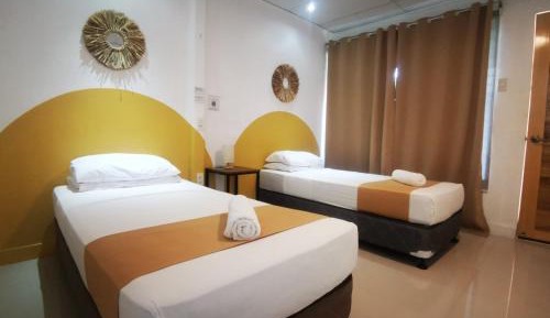 Standard Twin Room