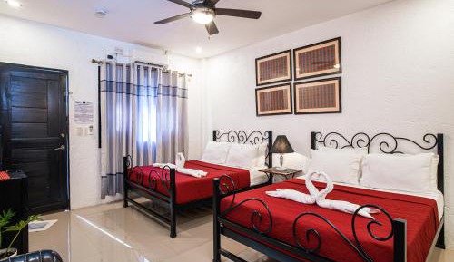 Deluxe Family Room