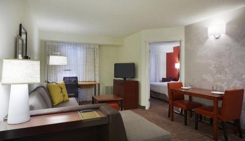 One-Bedroom Queen Suite with Sofa Bed