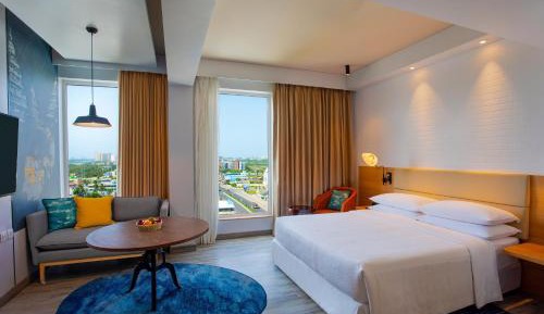 Executive Double Bed Room With 10% Off on Restaurant