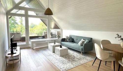 One-Bedroom Apartment with Balcony