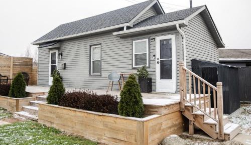 One-Bedroom House