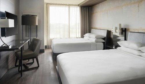 Double Queen Room