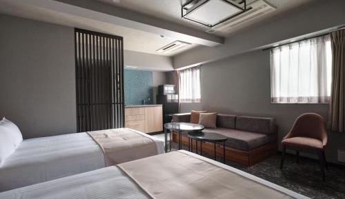 Standard Family Room with Washing Machine