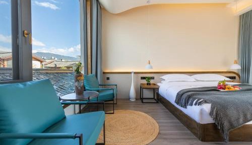 Queen Room with Balcony