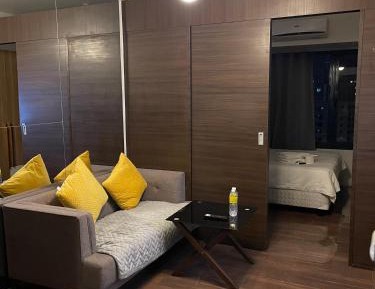One-Bedroom Apartment - Non-Smoking