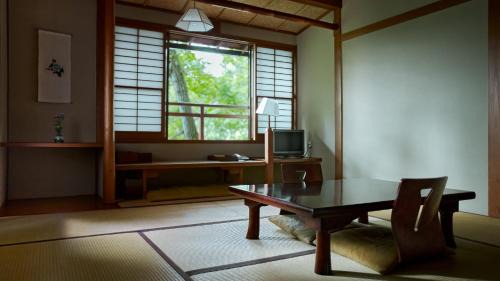 Japanese-Style Room