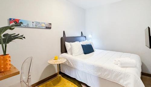 Standard Queen Room