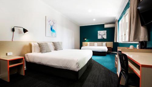 Family Studio with Private Bathroom 