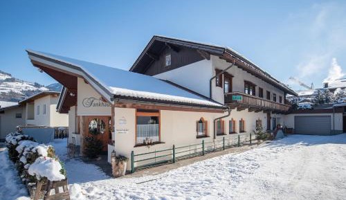 Five-Bedroom Apartment - Split Level
