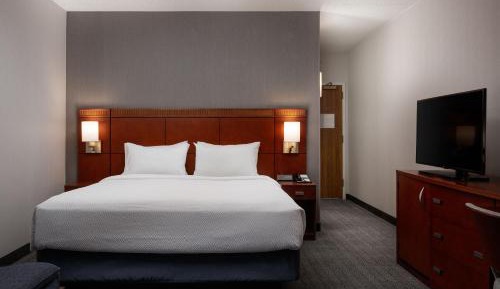 King Room with Sofa Bed