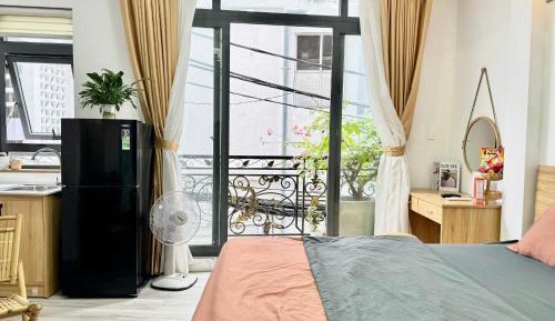Studio with Balcony