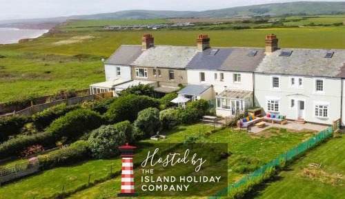Four-Bedroom Holiday Home