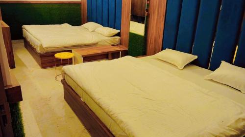 Classic Quadruple Room