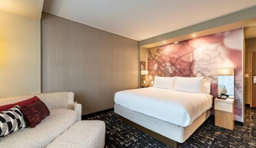 Guest room, 1 King, Sofa bed, Courtyard view