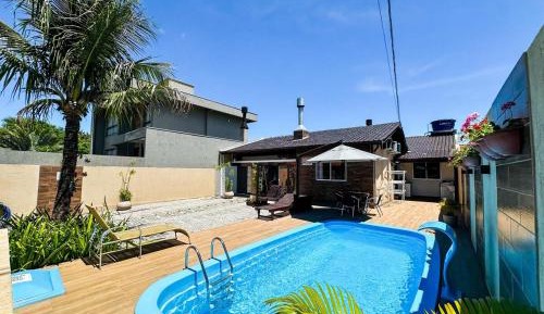 Three-Bedroom Holiday Home 