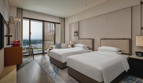 Deluxe Twin Room with River View