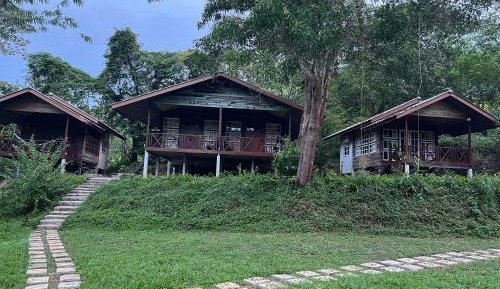 Villa with Garden View
