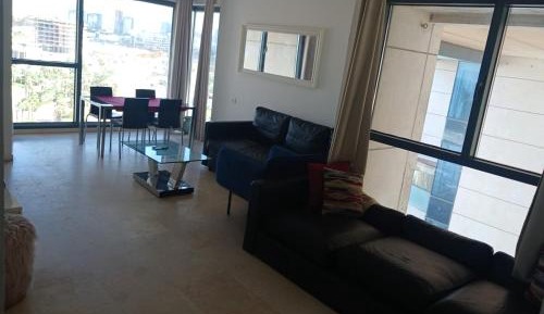 Apartment with Pool View 