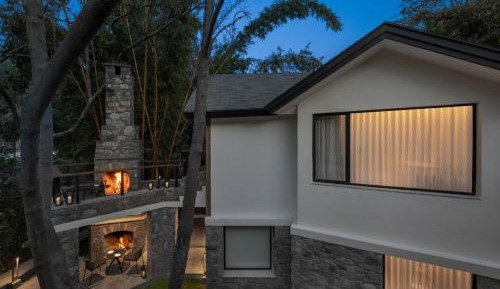 Cottage with Outdoor Fireplace