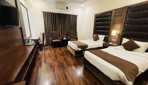 Deluxe Twin Room