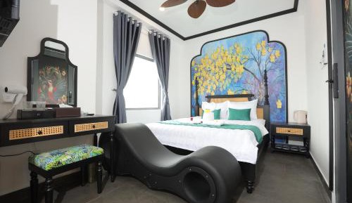 Superior King Room