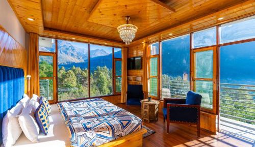 Superior King Room