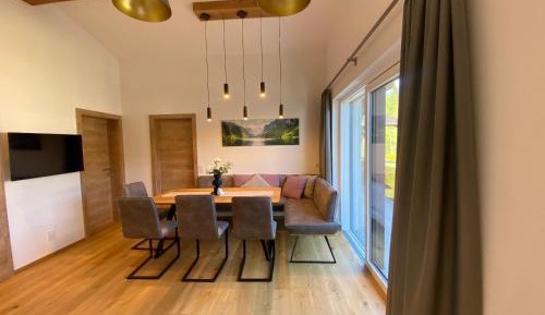 Two-Bedroom Apartment with Mountain View