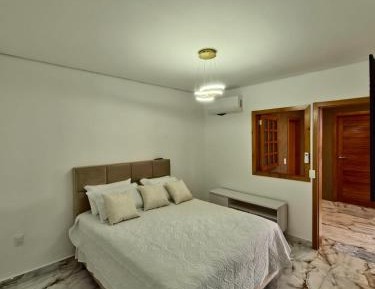 Queen Suite