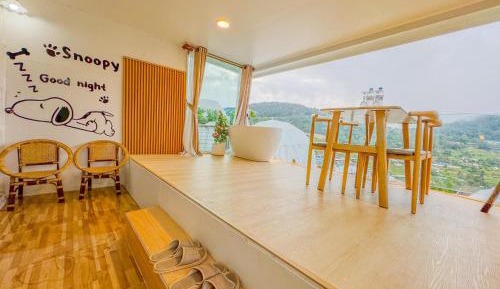 Quadruple Room with Mountain View