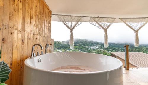 Suite with Mountain View