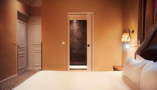  Family Deluxe Room for 5 people 