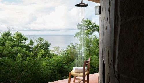 Bungalow with Sea View