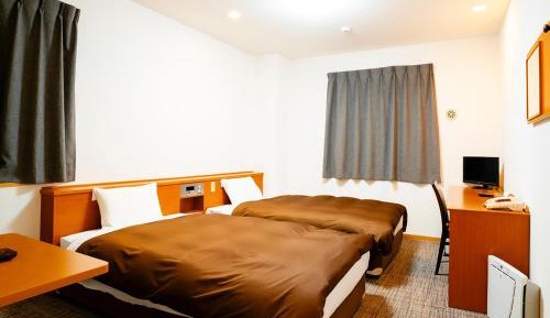 Twin Room with Private Bathroom