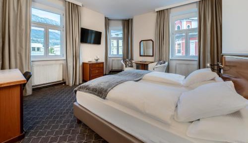 Large Twin Room